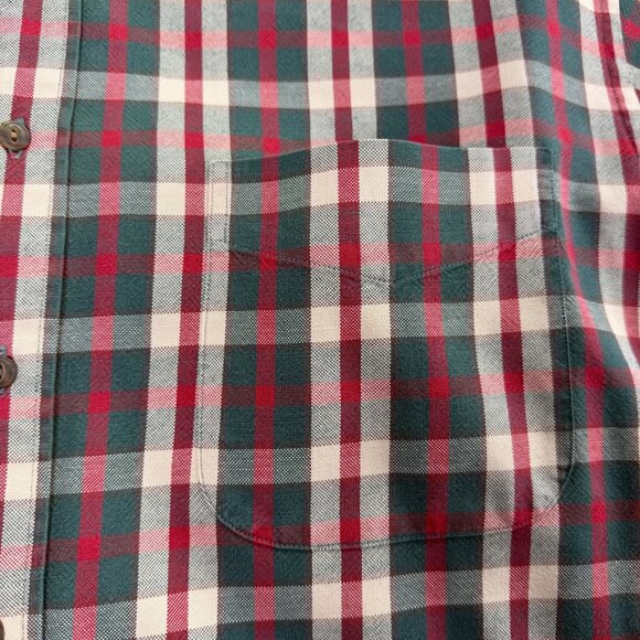 Abercrombie & Fitch Co. Men’s Red/Green Plaid Button-Up Long Sleeve Shirt Size M - Picture 4 of 8